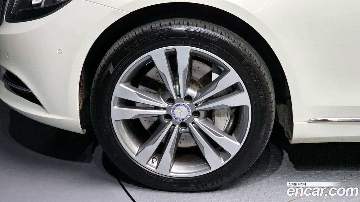 Mercedes-Benz S-Class 2016