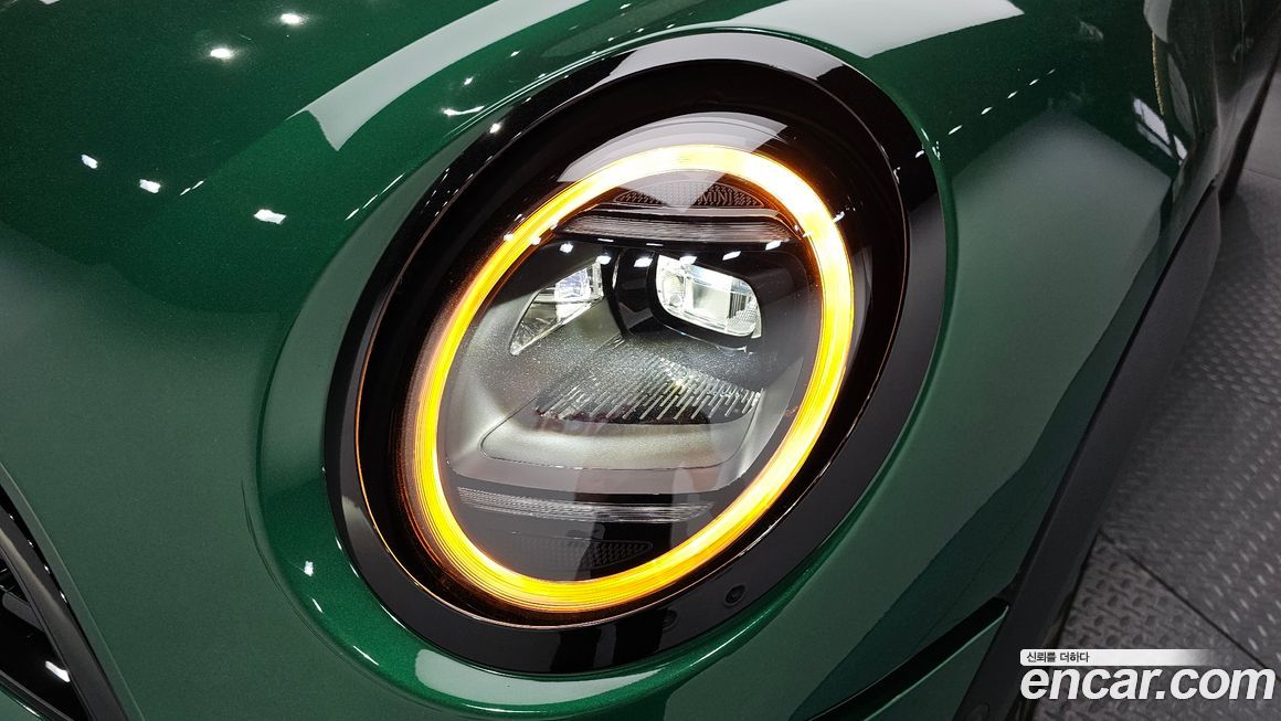 Mini Cooper Convertible 2025