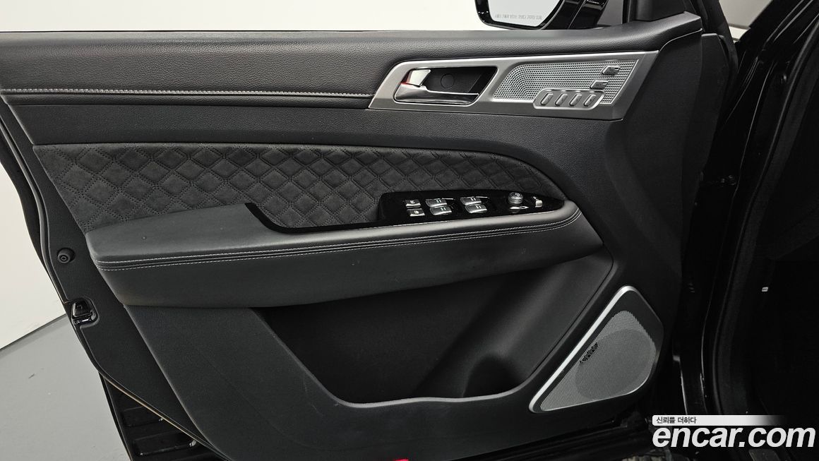 KG_Mobility_Ssangyong Rexton 2023
