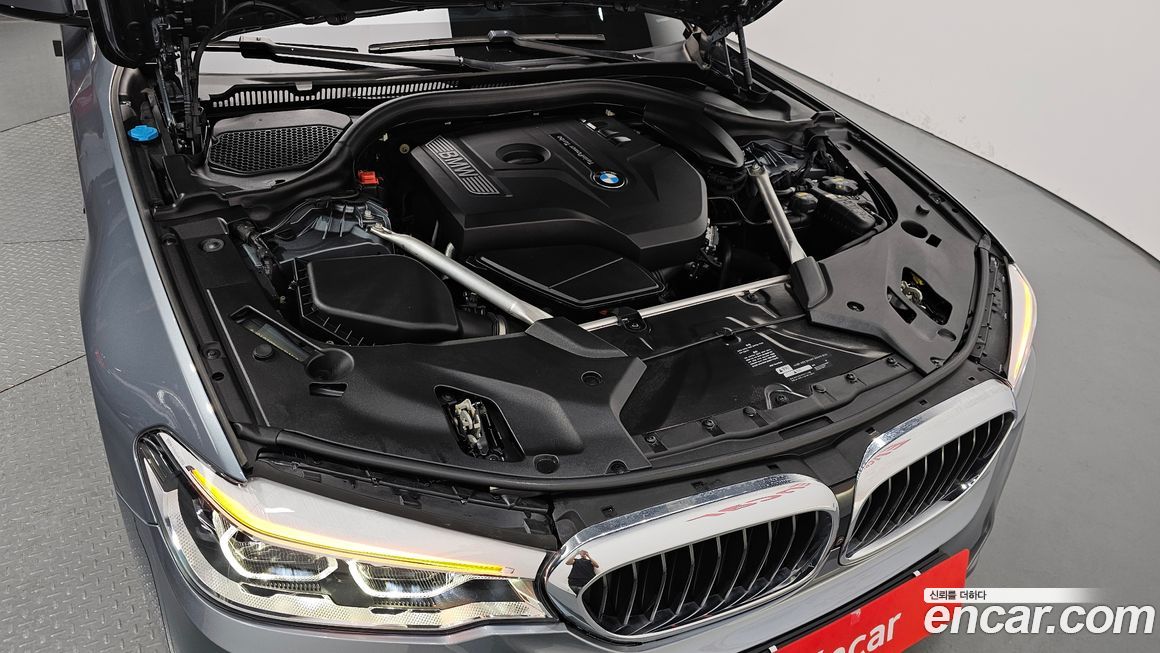 BMW 5-Series 2019