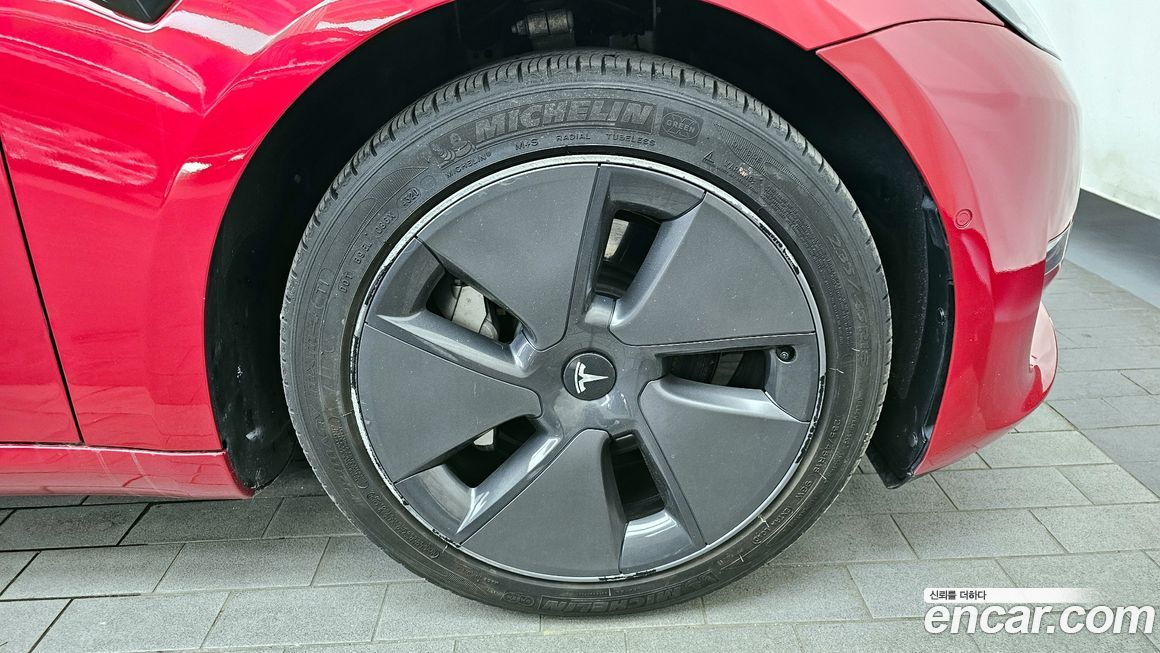 Tesla Model 3 2021