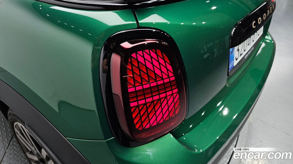 Mini Cooper Convertible 2025