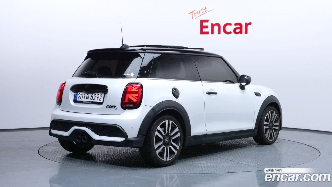 Mini Cooper 2024
