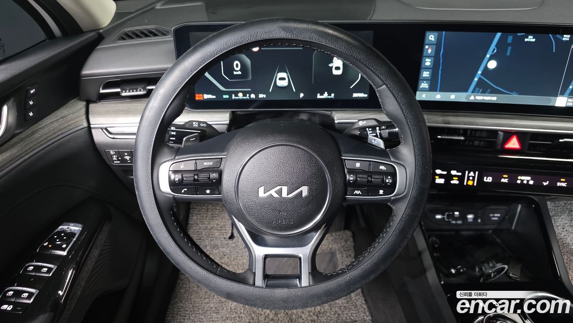 Kia K5 2025