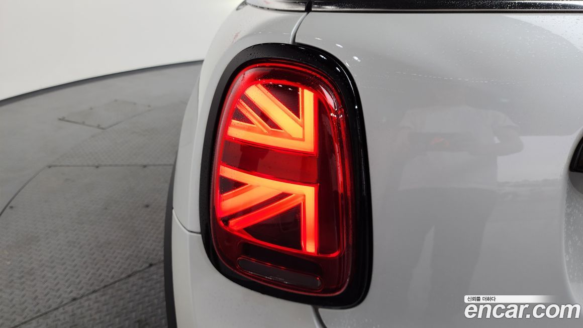 Mini Cooper 2024
