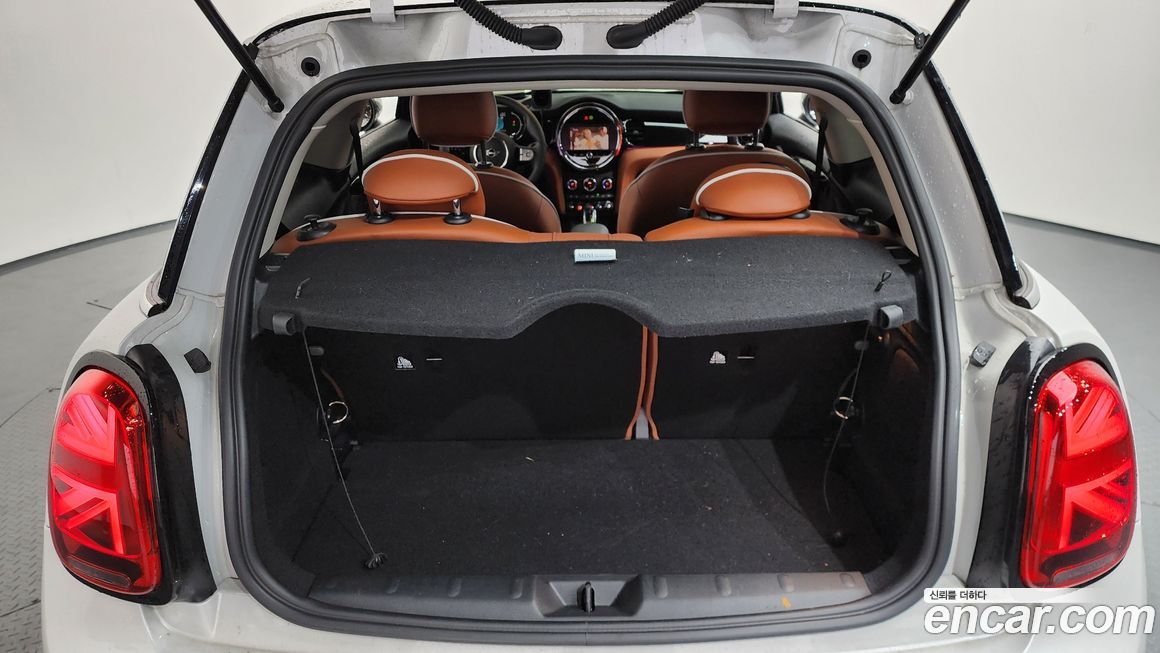 Mini Cooper 2024