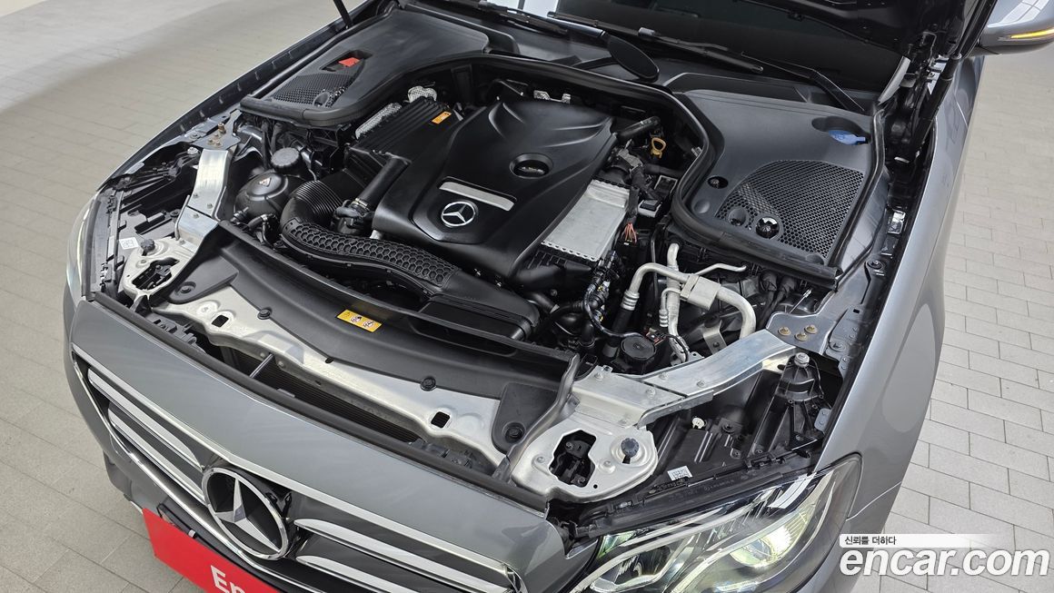 Mercedes-Benz E-Class 2020