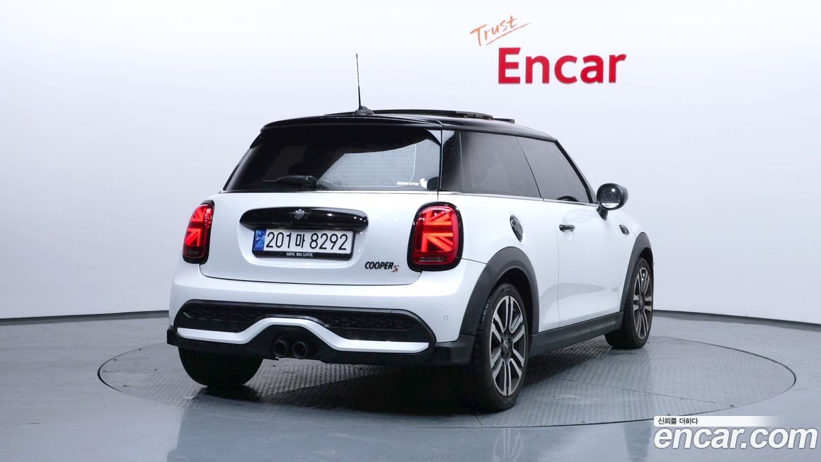Mini Cooper 2024