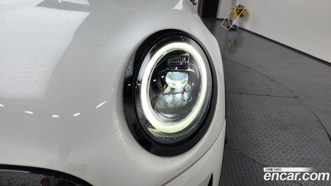 Mini Cooper 2024