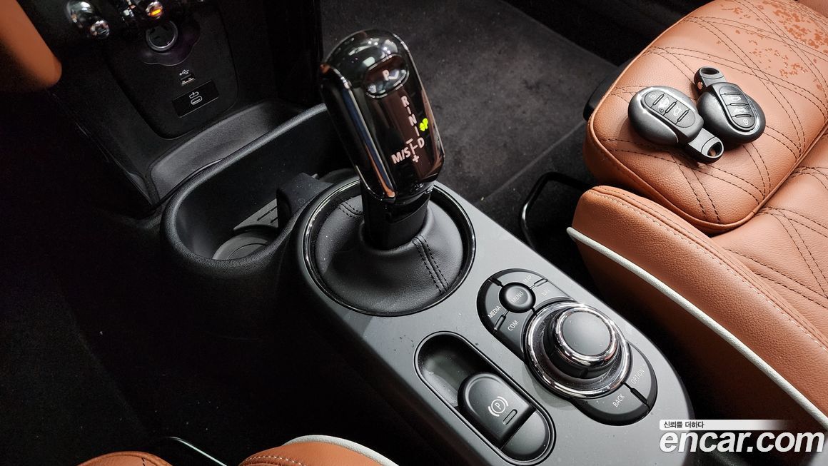 Mini Cooper 2024