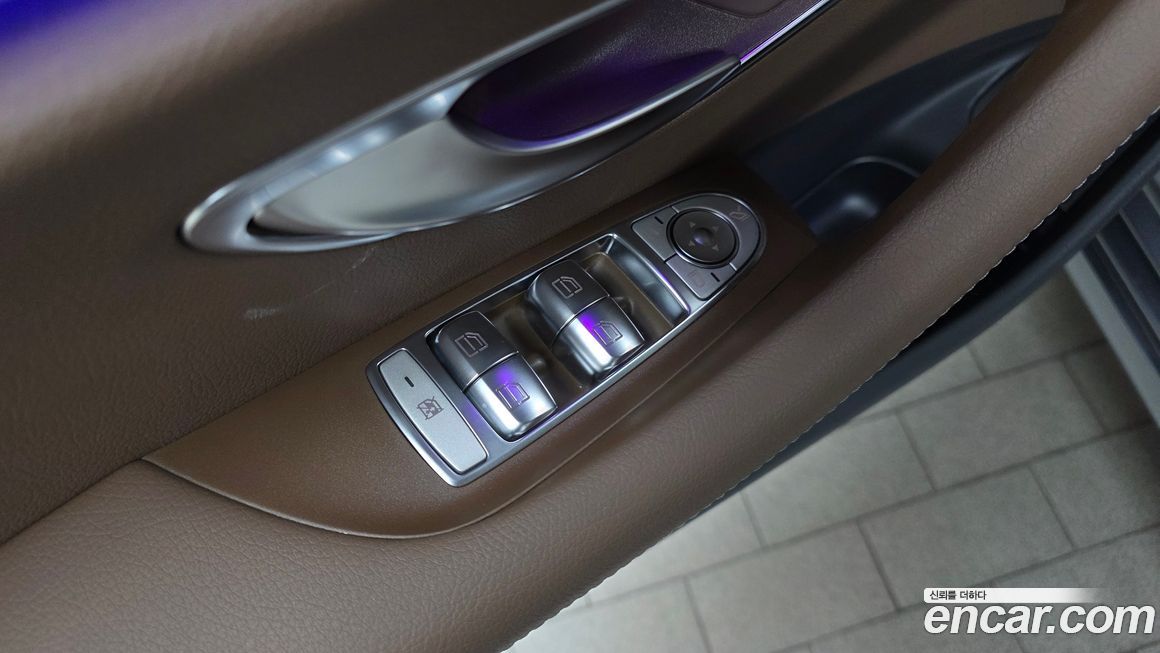 Mercedes-Benz E-Class 2020