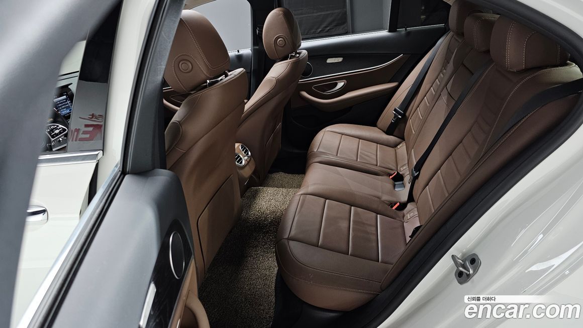 Mercedes-Benz E-Class 2020