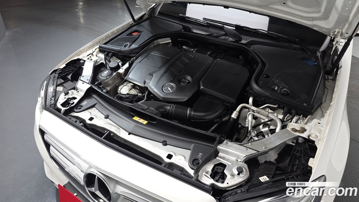 Mercedes-Benz E-Class 2020