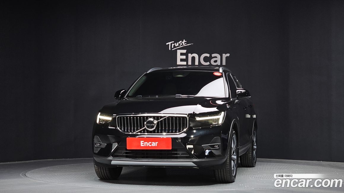 Volvo XC40 2024