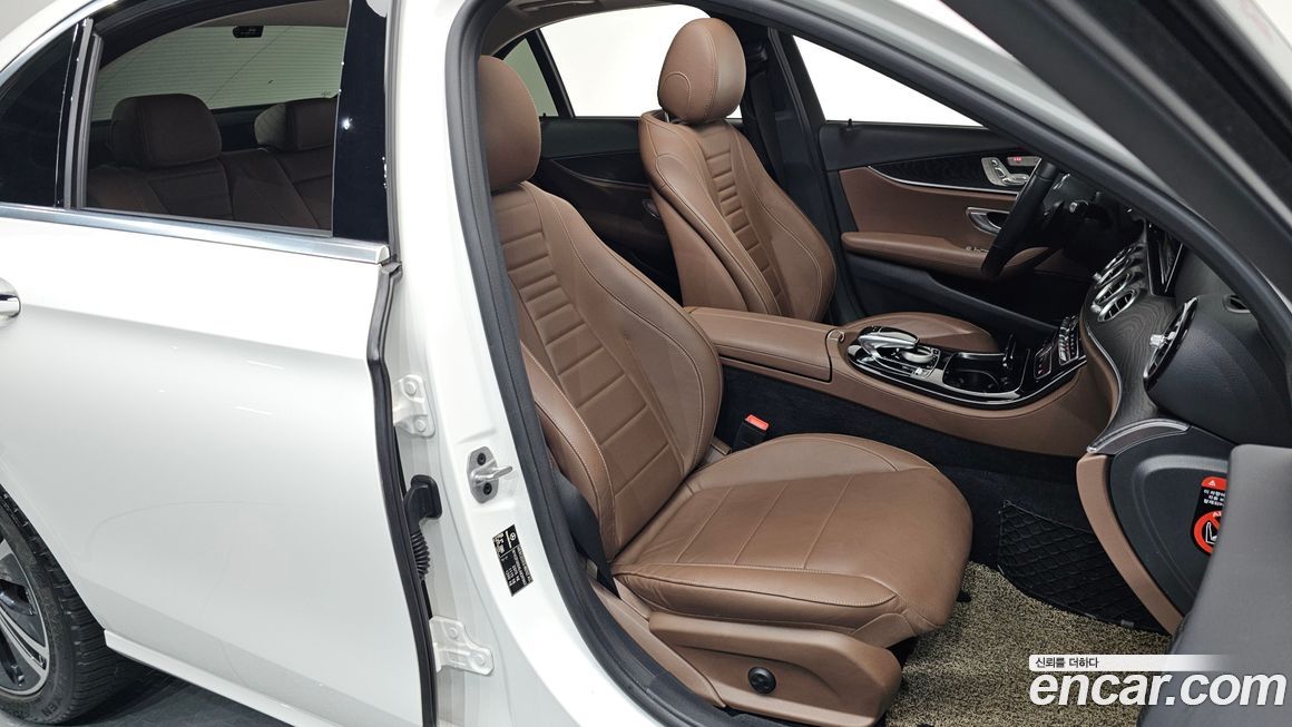 Mercedes-Benz E-Class 2020