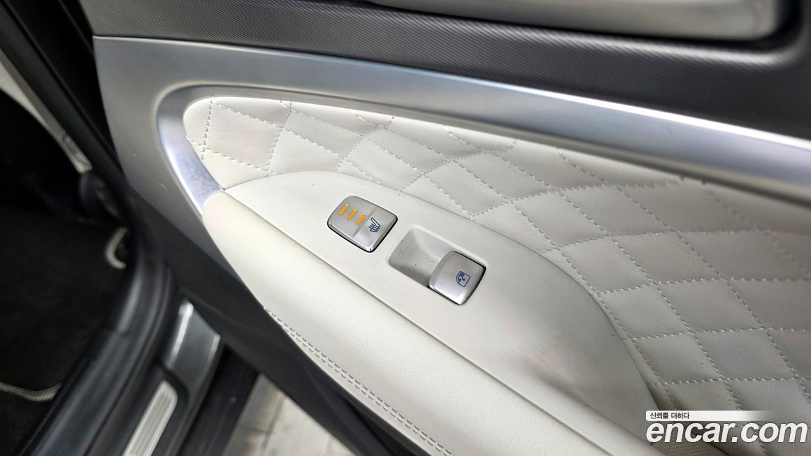 Genesis G70 2024