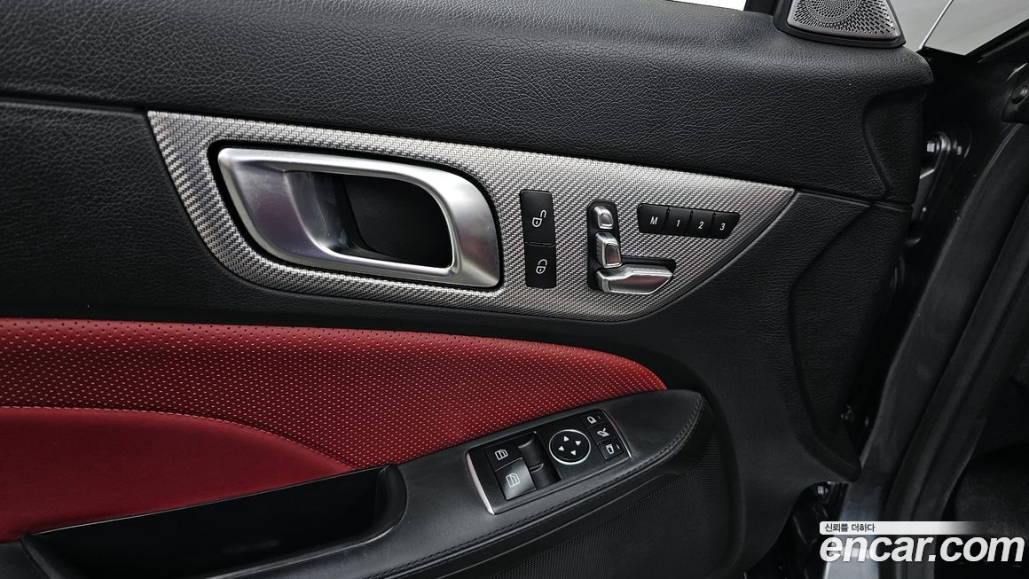 Mercedes-Benz SLC-Class 2018