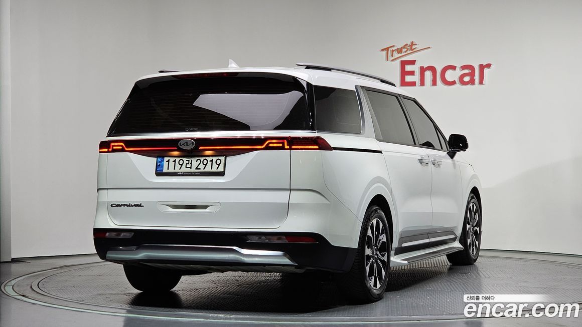 Kia Canival 2021