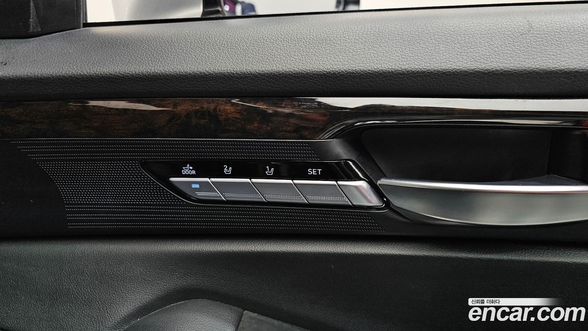 Genesis G90 2019