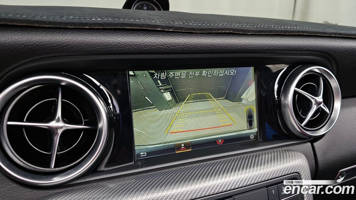 Mercedes-Benz SLC-Class 2018