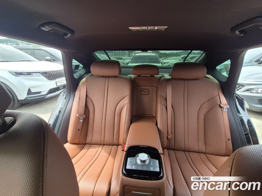 Genesis G80 2023