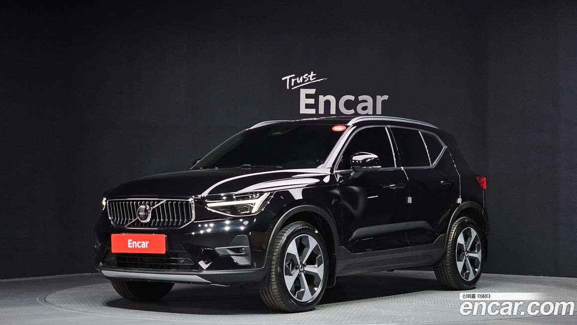 Volvo XC40 2024