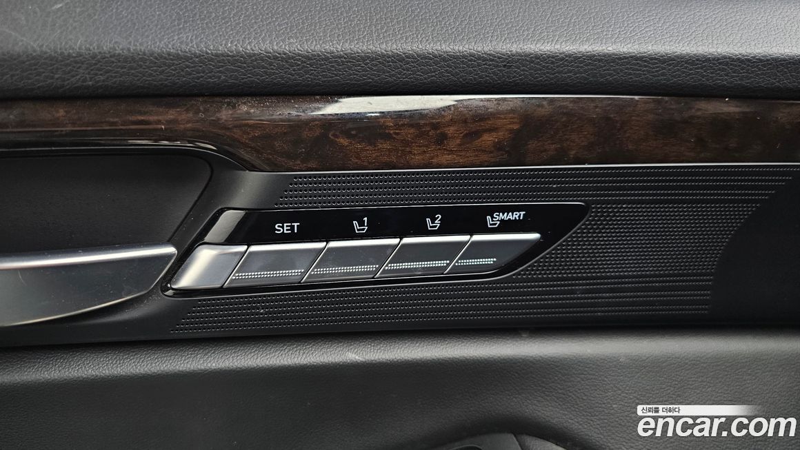 Genesis G90 2019
