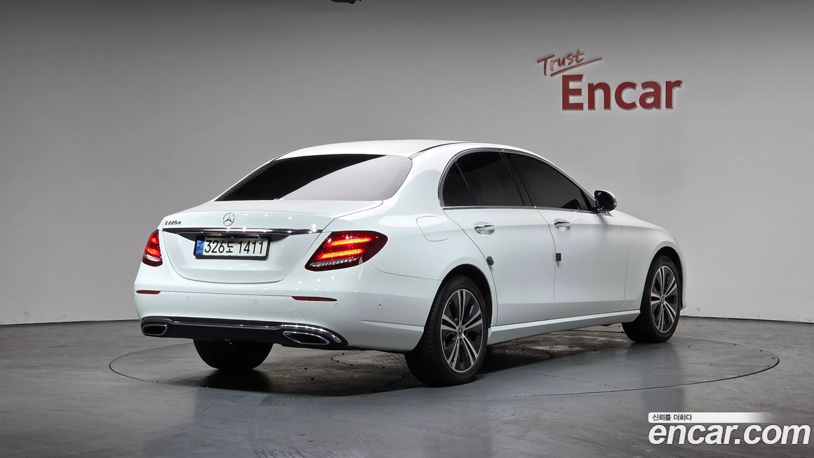 Mercedes-Benz E-Class 2020