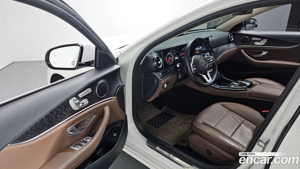 Mercedes-Benz E-Class 2020