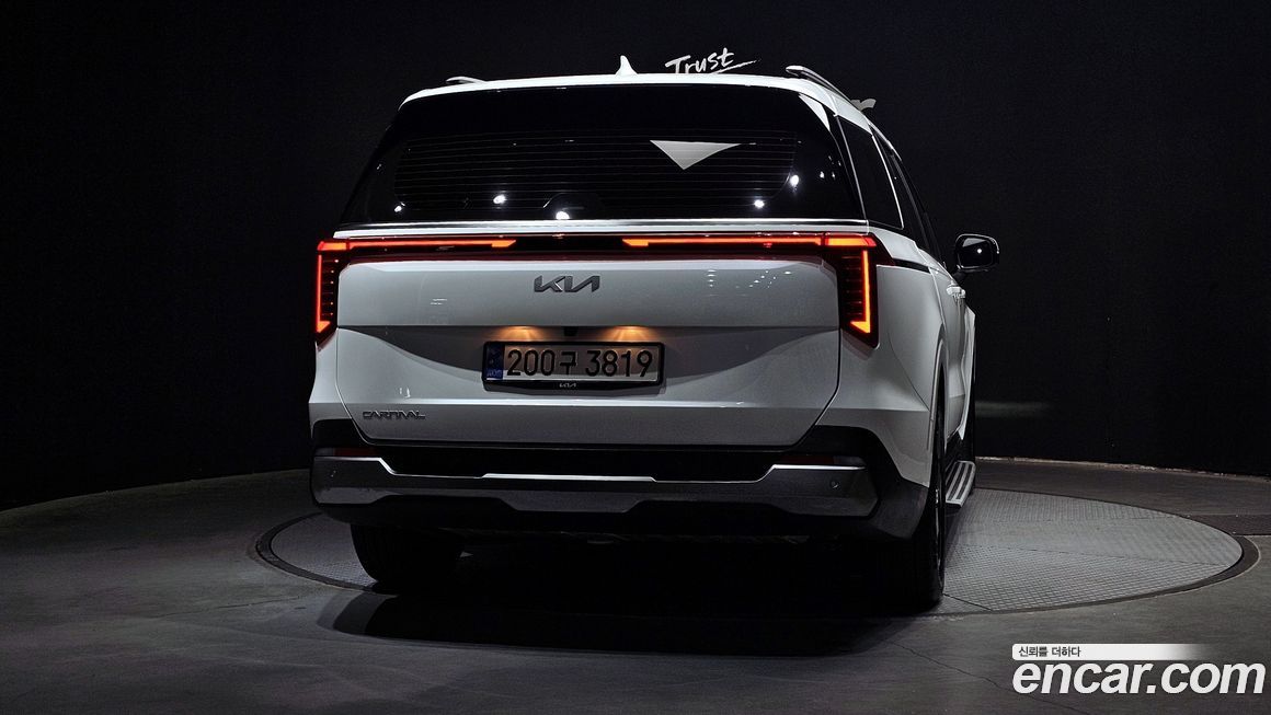 Kia Canival 2025