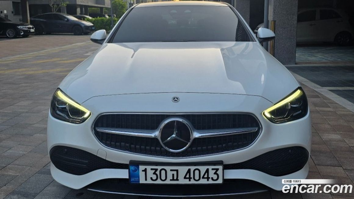 Mercedes-Benz C-Class 2022