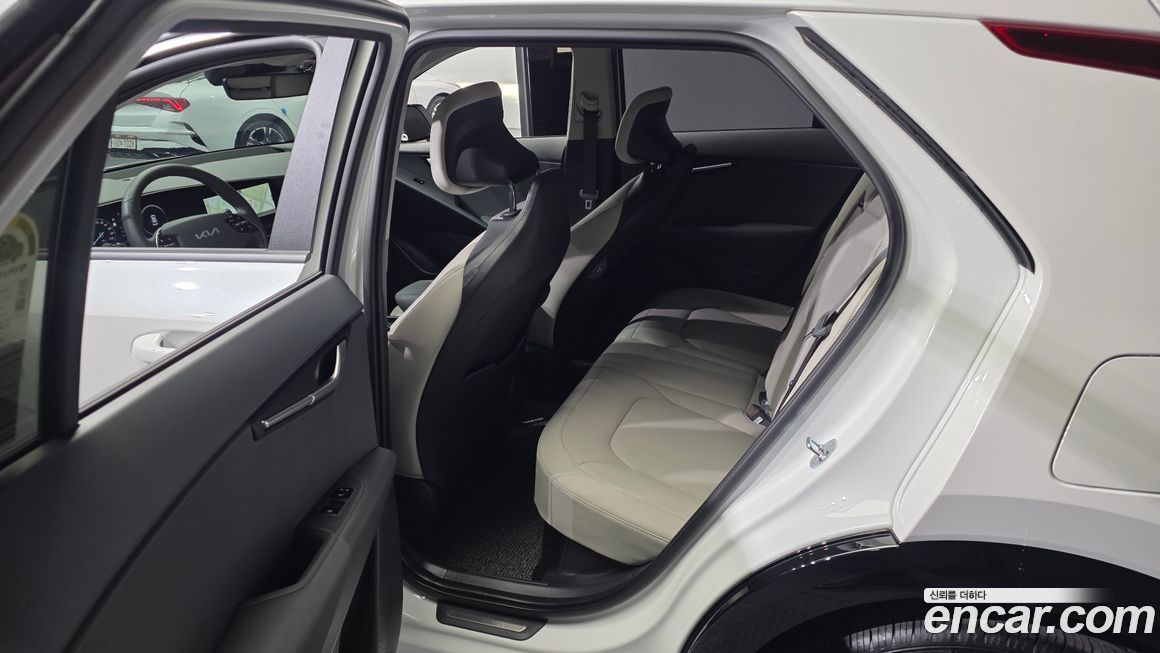 Kia Niro 2025