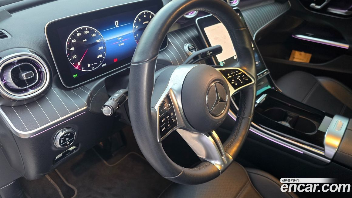 Mercedes-Benz C-Class 2022