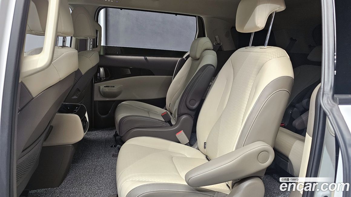 Kia Canival 2025