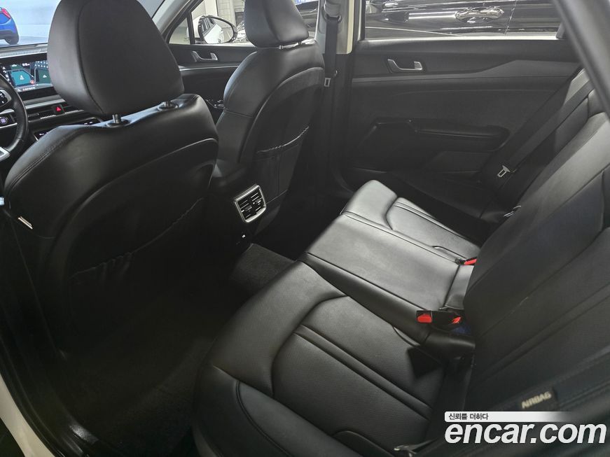 Kia K5 2023