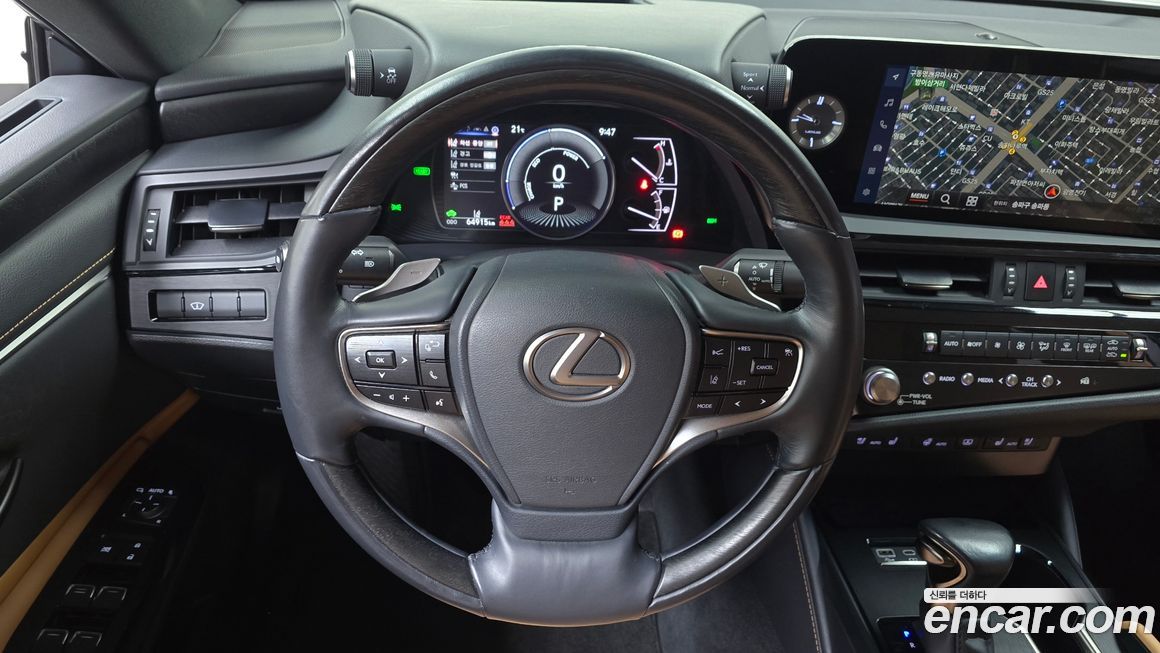Lexus ES 2023