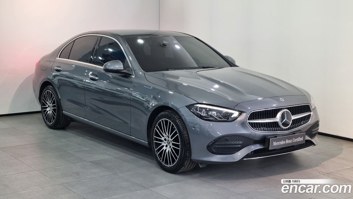 Mercedes-Benz C-Class 2025