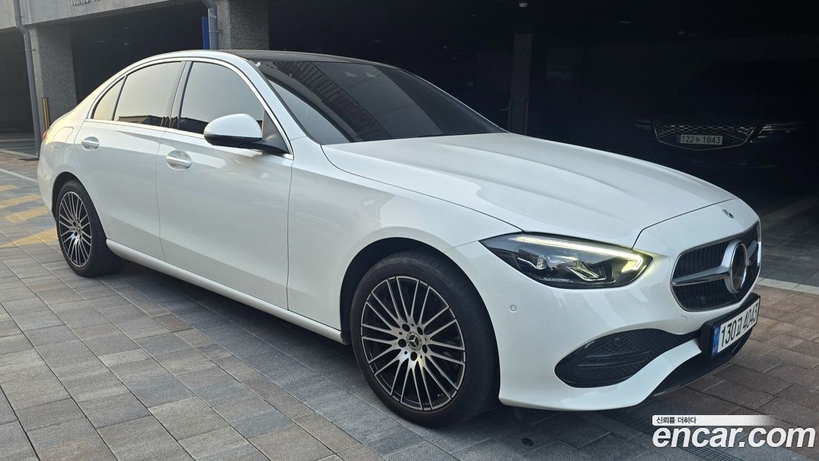 Mercedes-Benz C-Class 2022