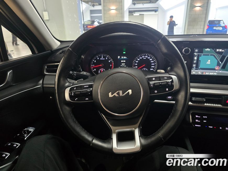 Kia K5 2023