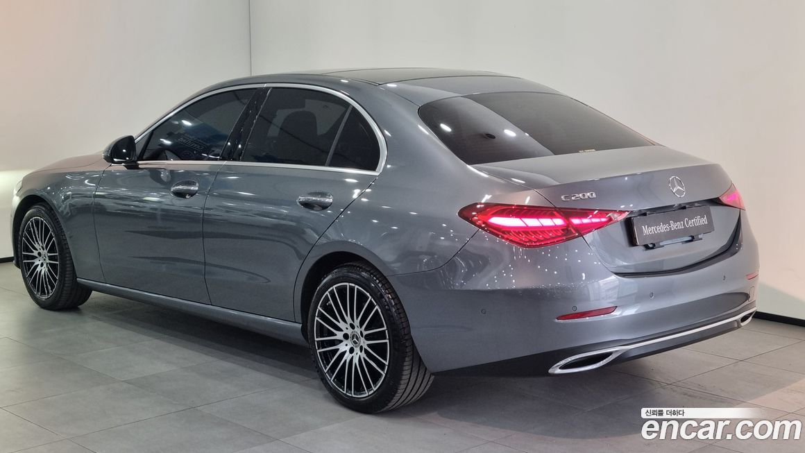 Mercedes-Benz C-Class 2025