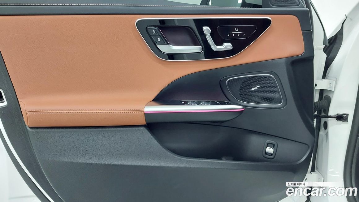 Mercedes-Benz C-Class 2023