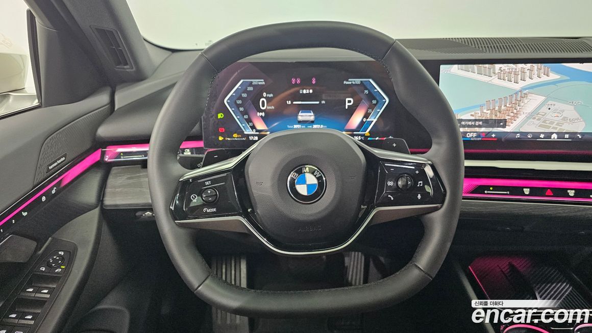 BMW 5-Series 2024