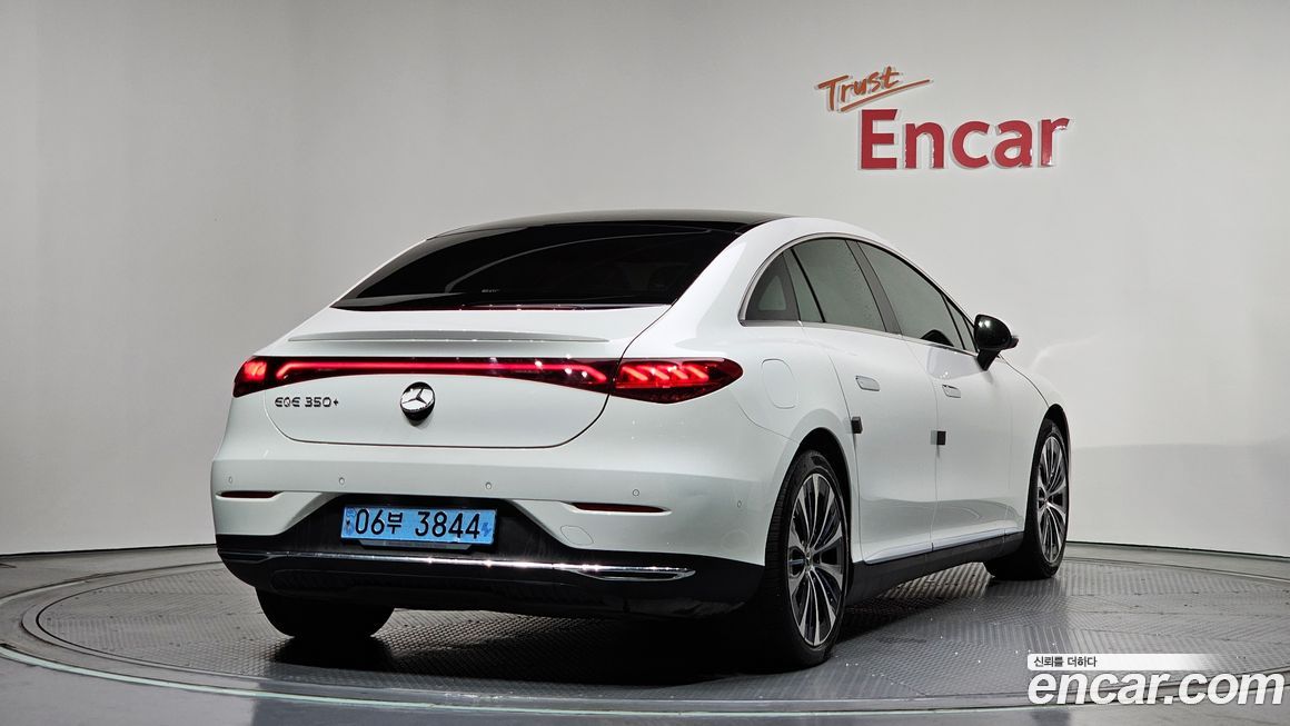 Mercedes-Benz EQE 2023