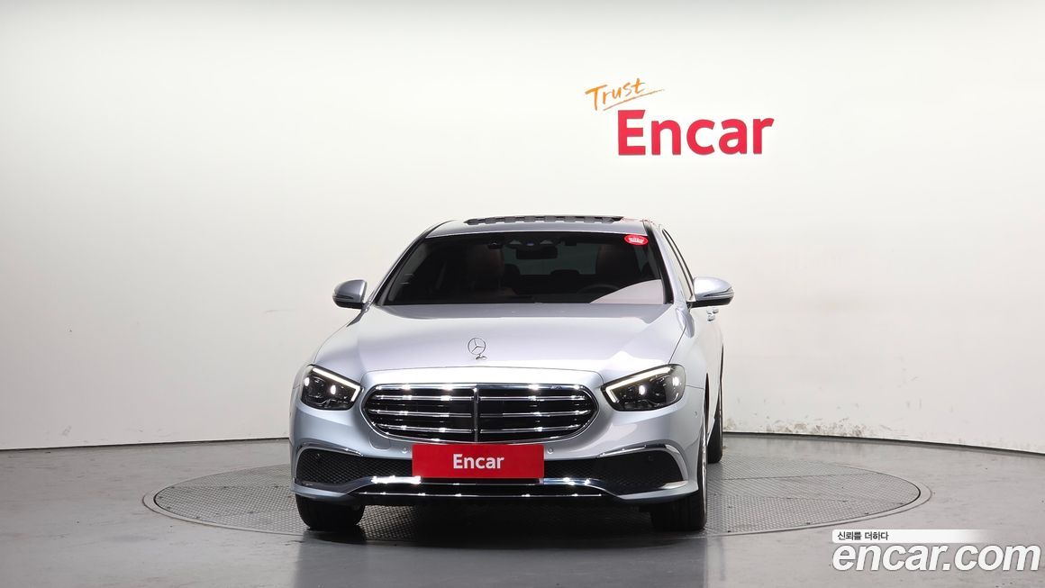 Mercedes-Benz E-Class 2021