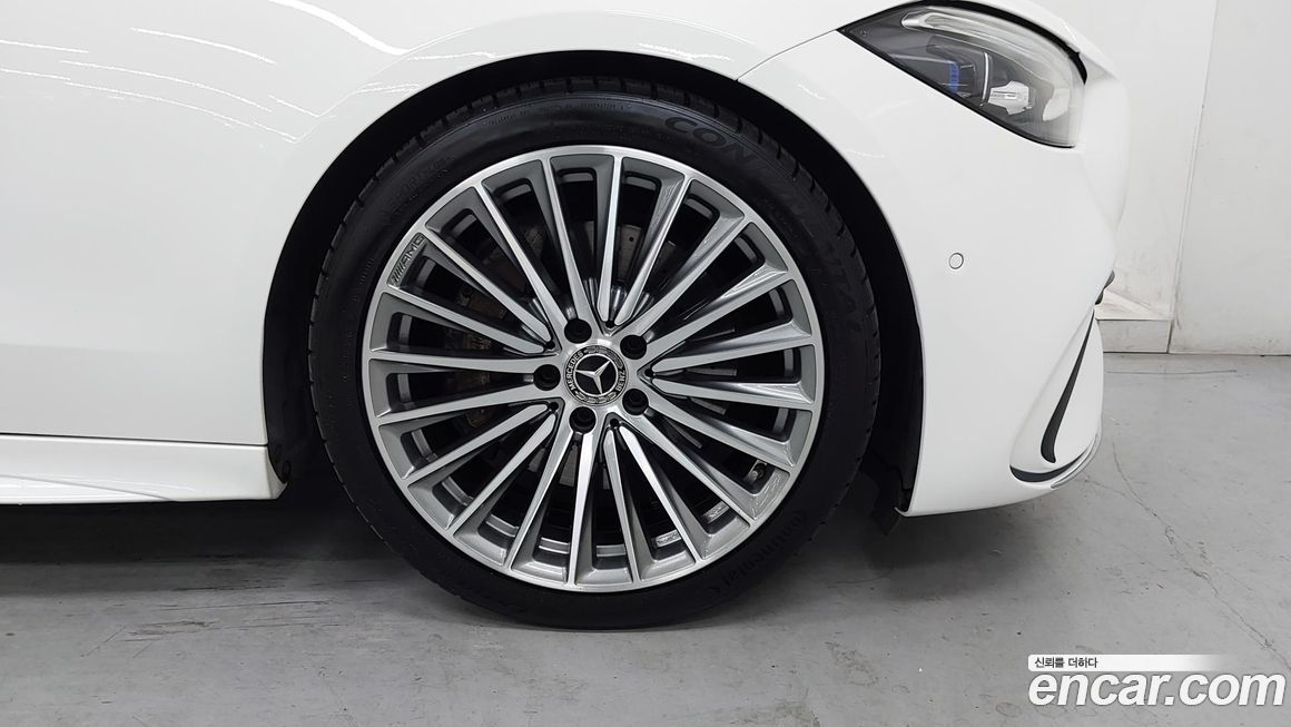 Mercedes-Benz C-Class 2023