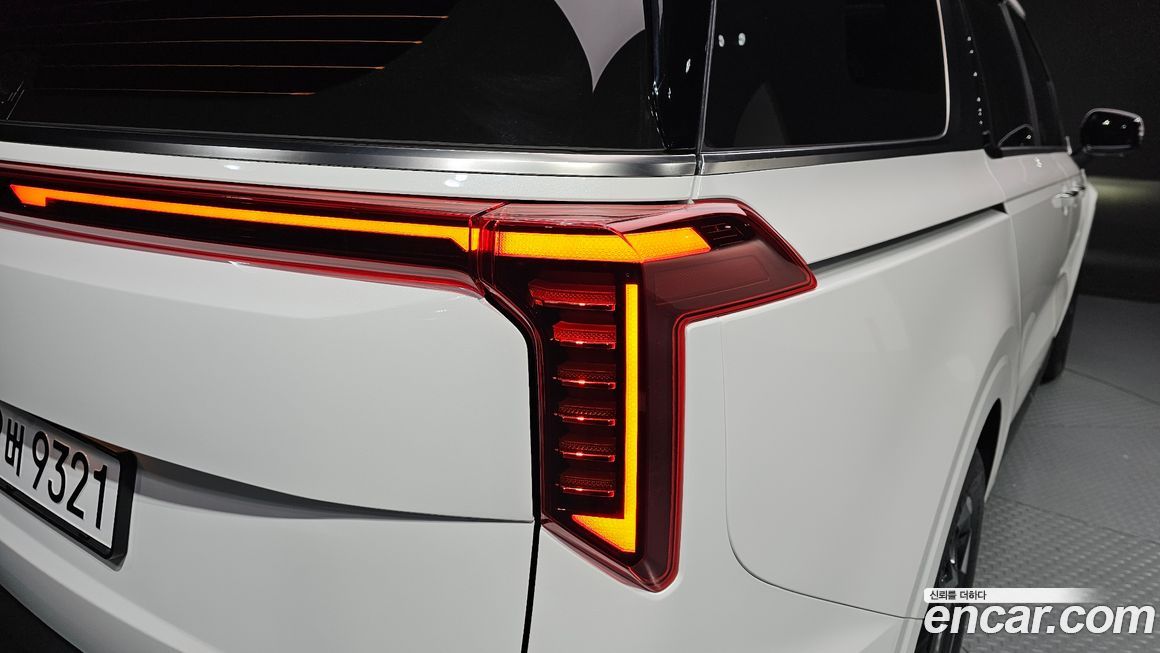 Kia Canival 2025