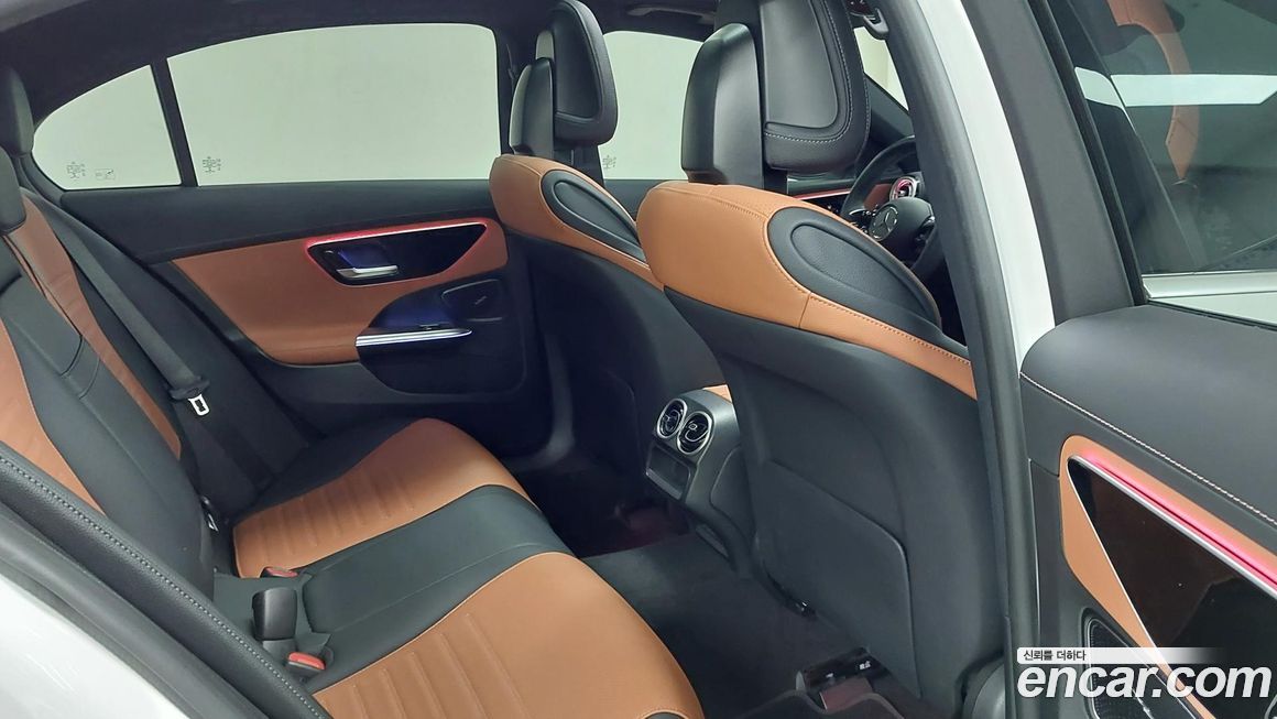Mercedes-Benz C-Class 2023