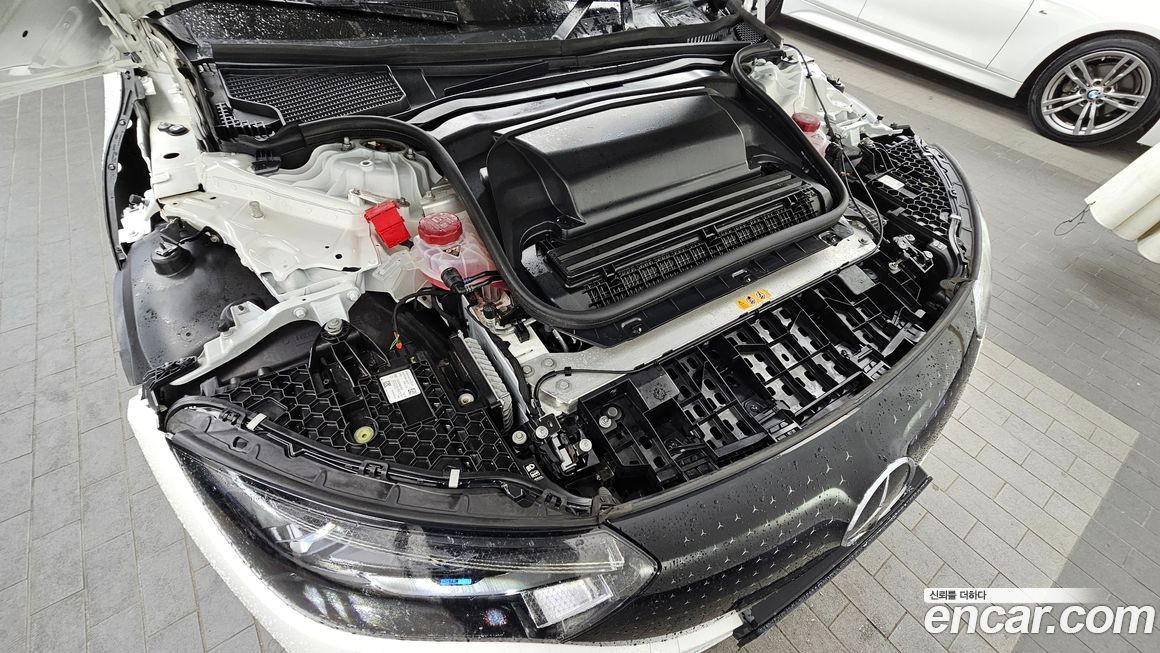 Mercedes-Benz EQE 2023