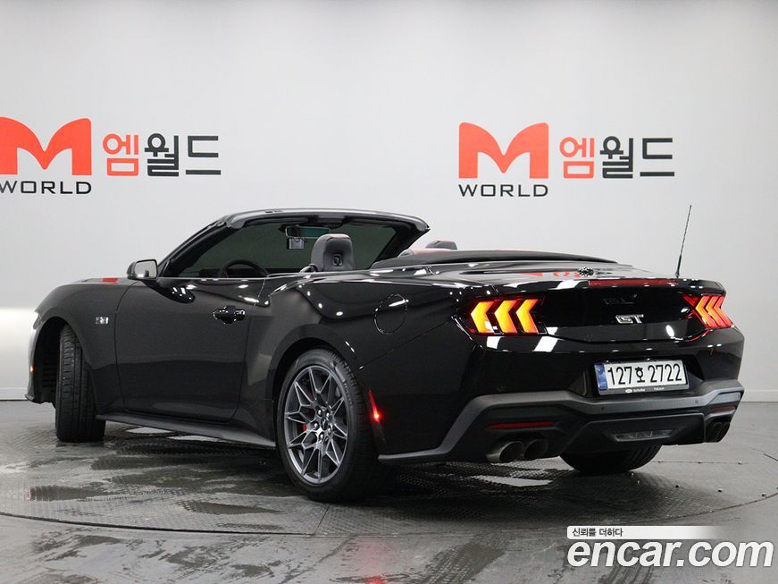 Ford Mustang 2024