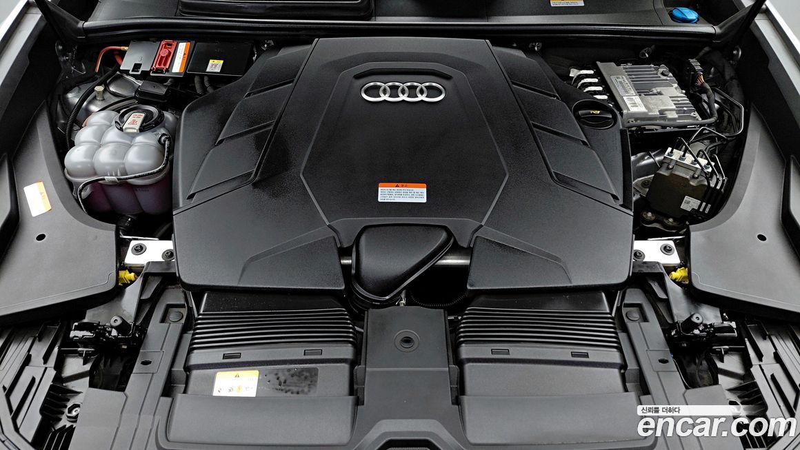 Audi Q8 2021